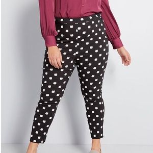 Modcloth / Hello Kitty Cropped Pants